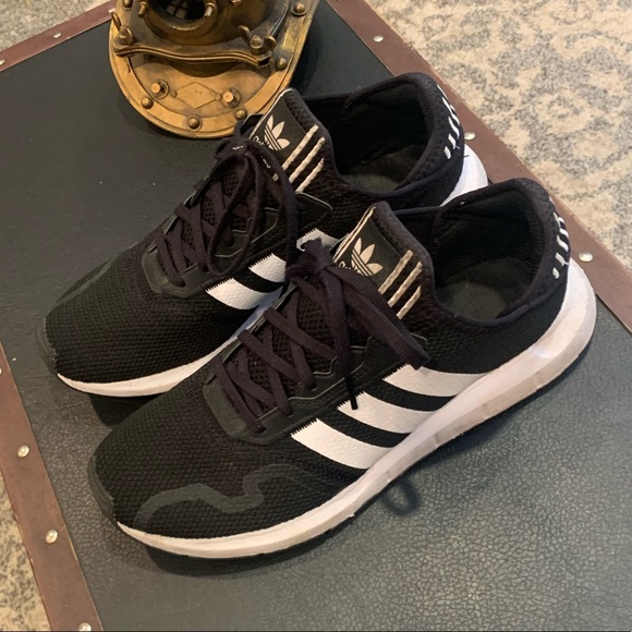 Adidas Originals Men's Swift Run X Shoes. Mens Sz 10.5 - Picture 1 of 5